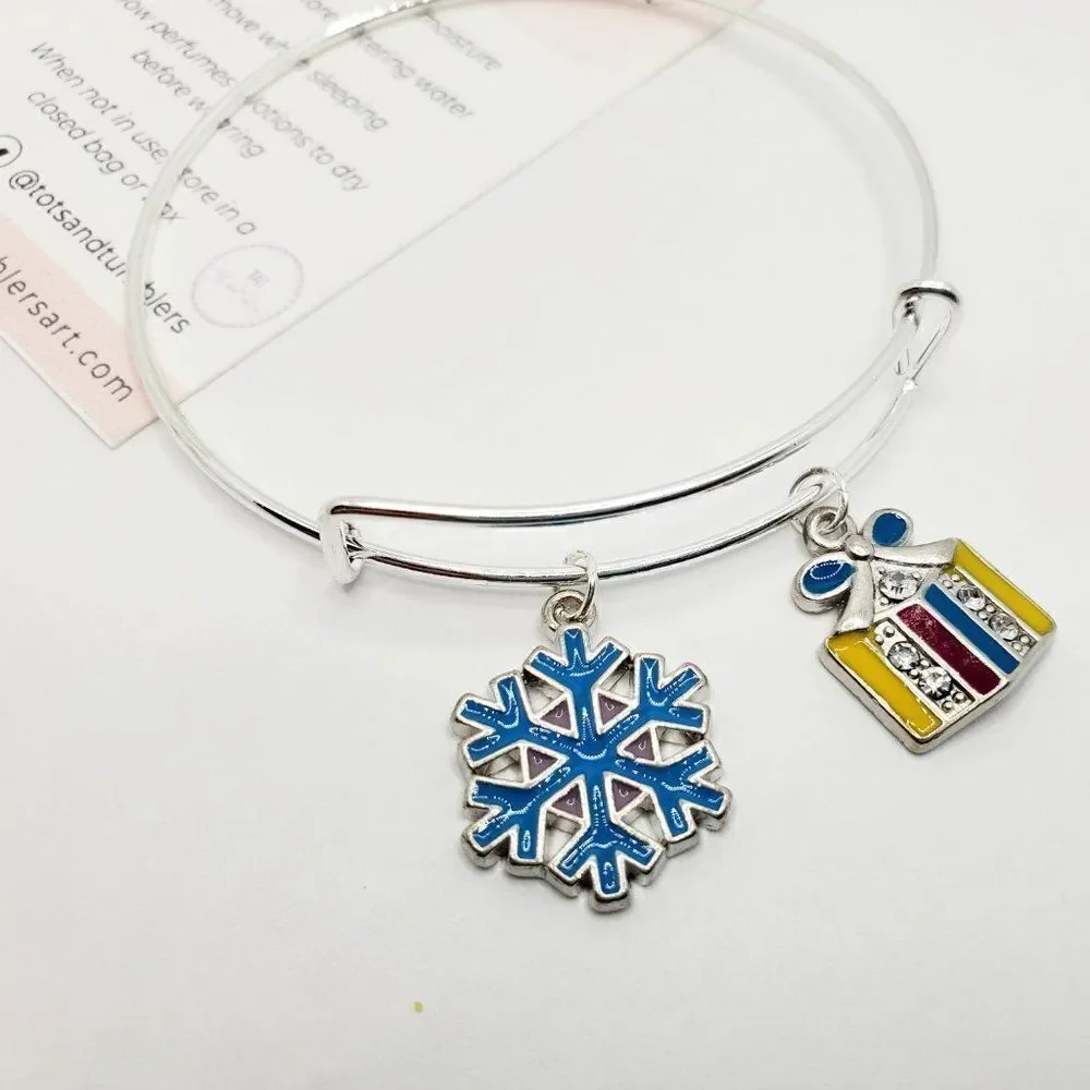 Silver Christmas Present Charm Bracelet